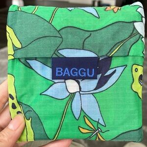 Standard baggu reusable lotus frog NWOT